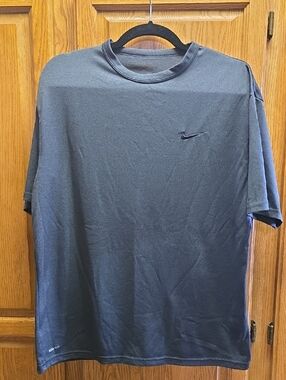Nike Men's Dri-FIT Short Sleeve Crew T-Shirt - Charcoal